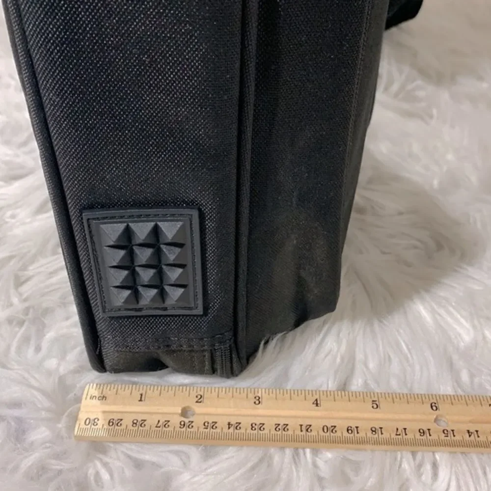 🟢3 for $20 TARGUS computer case w compartments zip closure top handle adj strap
